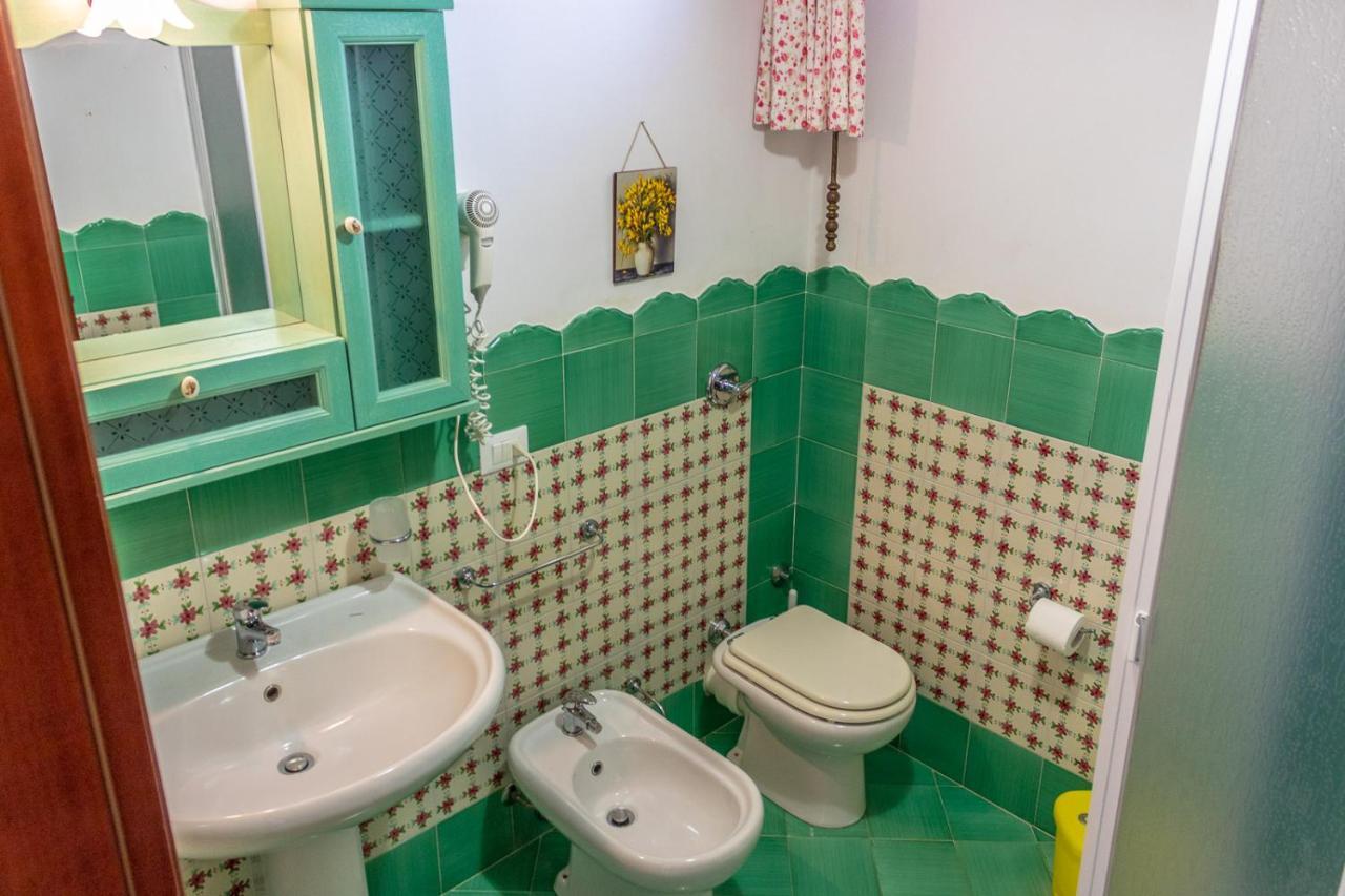 Villa Verde Con Vista Sul Mare 산비토로카포 외부 사진